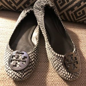 Tory Burch grey hair flats